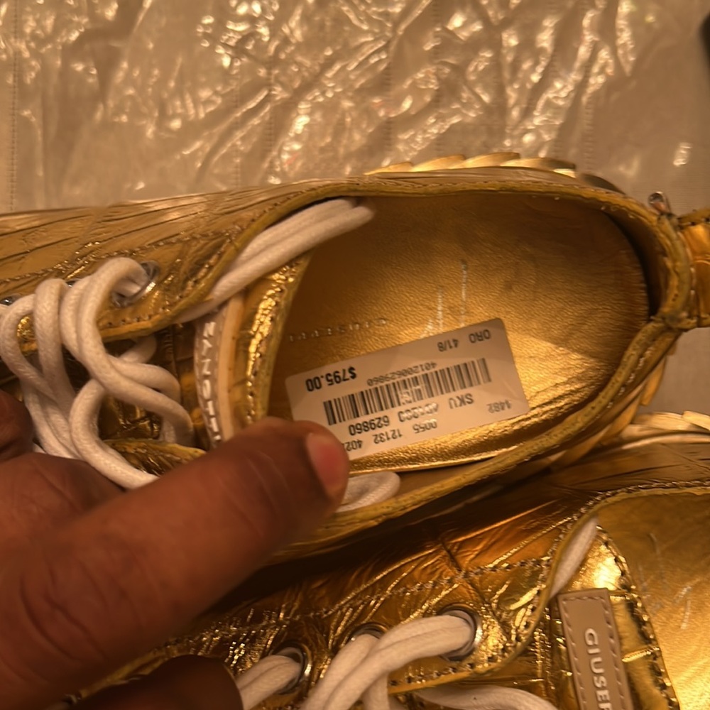 Brand New Golden Embossed Giuseppe Zanotti Men’s Sneakers size 9 - Picture 7 of 7